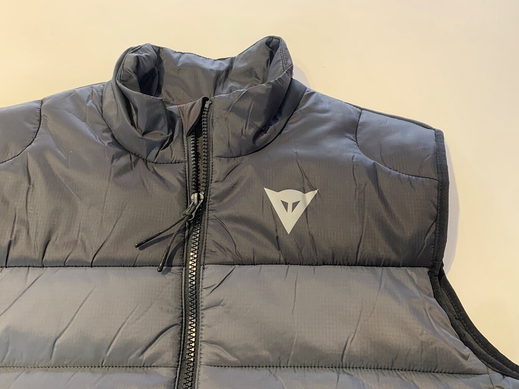 断熱素材を使用した100%防風仕様のアウター【AFTER RIDE INSULATED